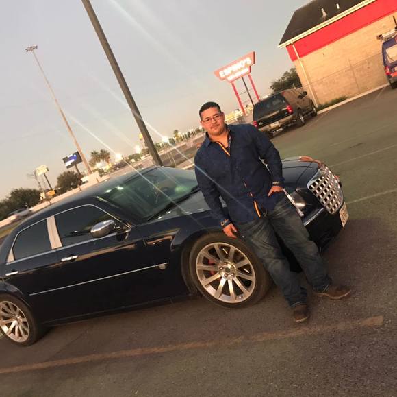 Meet your Posher, Joshua - Picture 1 of 1